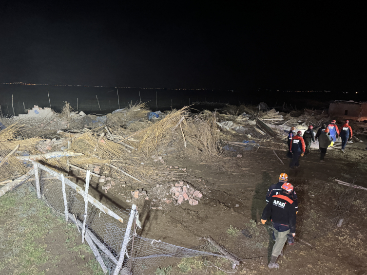 Aksaray'da ağılın çökmesi sonucu 50 küçükbaş telef oldu